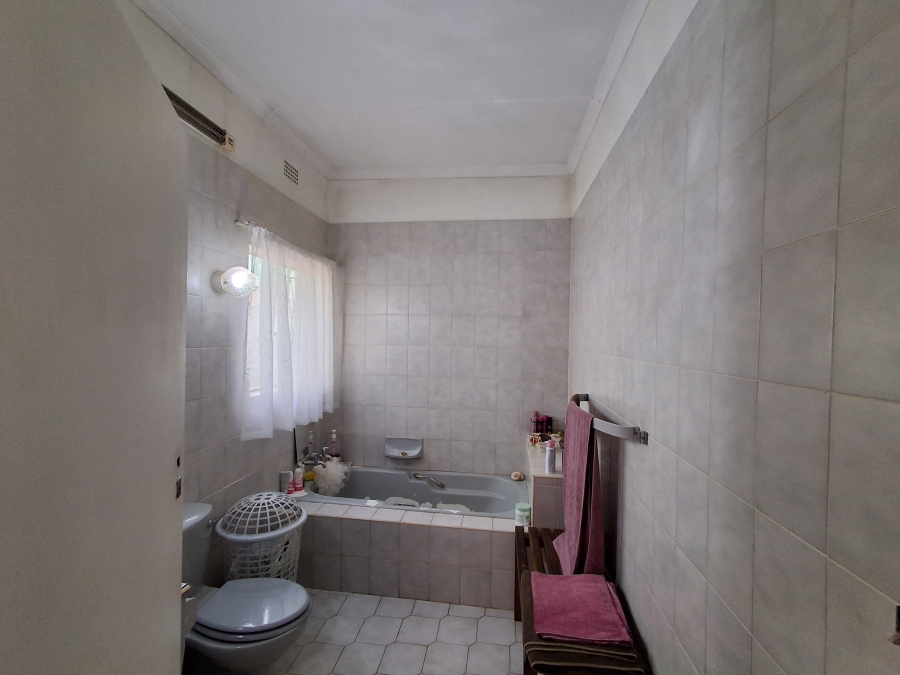 4 Bedroom Property for Sale in Stilfontein Ext 3 North West